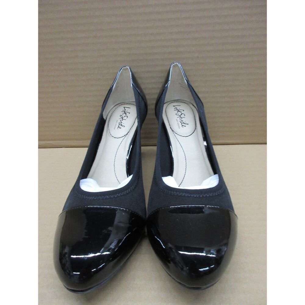 like new LifeStride Women's , Black, 9.5 M US